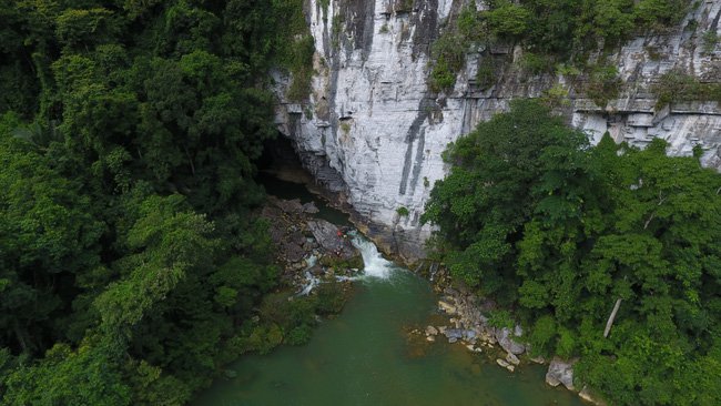 Kh&aacute;m ph&aacute; hang động T&uacute; L&agrave;n đầy b&iacute; hiểm ở Quảng B&igrave;nh