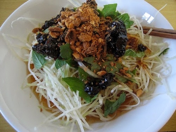 Những m&oacute;n ăn dưới 10.000 đồng cho buổi chiều lang thang ở Đ&agrave; Lạt - ảnh 7