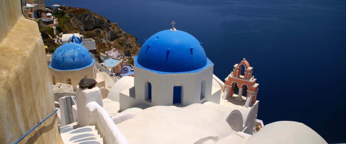 Chu du Hi Lạp v&agrave; kh&aacute;m ph&aacute; những ng&ocirc;i nh&agrave; nấm ở Santorini