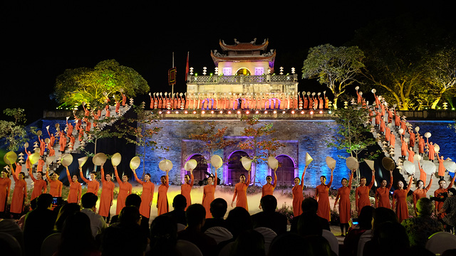 Festival &Aacute;o d&agrave;i H&agrave; Nội 2016