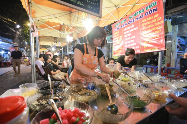 Những địa điểm ăn uống th&acirc;u đ&ecirc;m ở H&agrave; Nội, bạn đ&atilde; biết?