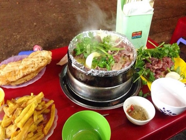 Những địa điểm ăn uống th&acirc;u đ&ecirc;m ở H&agrave; Nội, bạn đ&atilde; biết?