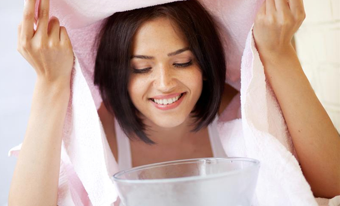Liệu ph&aacute;p trị mụn hiệu quả bằng c&aacute;ch x&ocirc;ng hơi