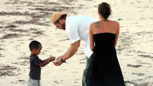 Sao quốc tế: Maddox - cậu con nu&ocirc;i đ&aacute;nh dấu nhiều bước ngoặt trong cuộc đời Angelina Jolie