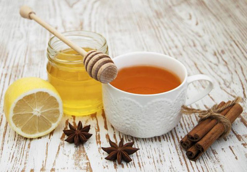 Mặt nạ mật ong: B&iacute; quyết cho l&agrave;n da đẹp kh&ocirc;ng t&igrave; vết