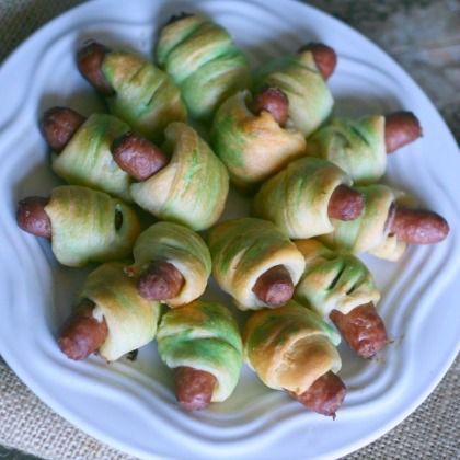 Ng&oacute;n ch&acirc;n quỷ từ thịt