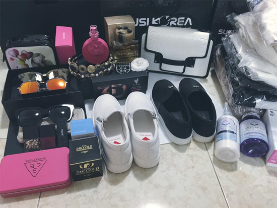 Bộ sưu tập h&agrave;ng hiệu của Nữ ho&agrave;ng sắc đẹp to&agrave;n cầu 2016 Ngọc Duy&ecirc;n