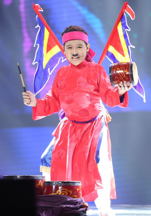 Chung kết giọng h&aacute;t Việt nh&iacute; 2016