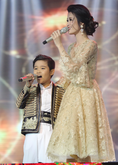 Chung kết giọng h&aacute;t Việt nh&iacute; 2016