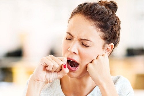 Điều g&igrave; xảy ra nếu cơ thể bạn thiếu nước thường xuy&ecirc;n
