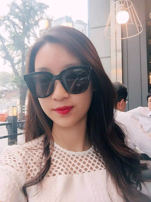 Ngẩn ngơ với gu thời trang đời thường, giản dị của Đỗ Mỹ Linh