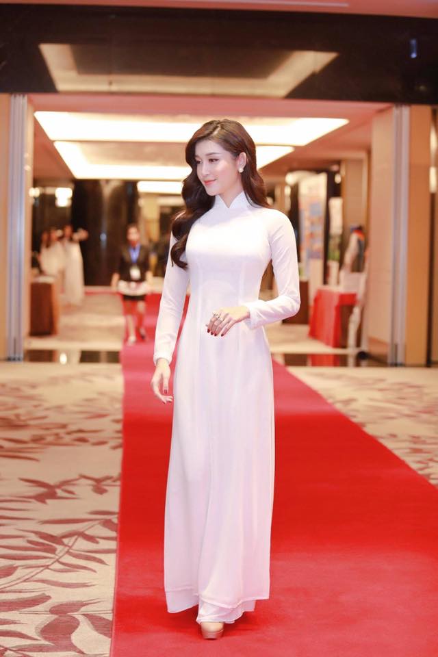 Ngắm nhan sắc sao Việt khi mặc &aacute;o d&agrave;i
