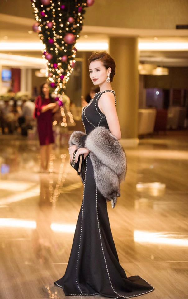 Kh&aacute;nh Ng&acirc;n, Chi Pu, Huyền My lọt top sao Việt mặc đẹp tuần qua