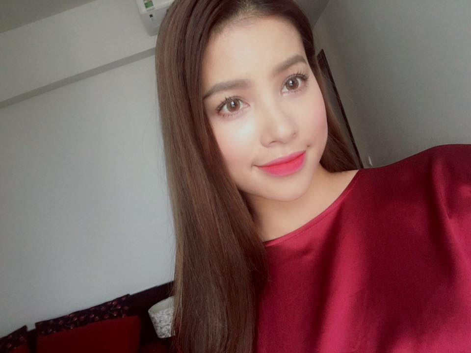 Những bí kíp 'thần thánh' giúp Hoa hậu Phạm Hương luôn trẻ trung