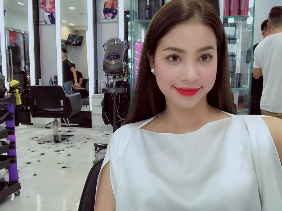 Những bí kíp 'thần thánh' giúp Hoa hậu Phạm Hương luôn trẻ trung