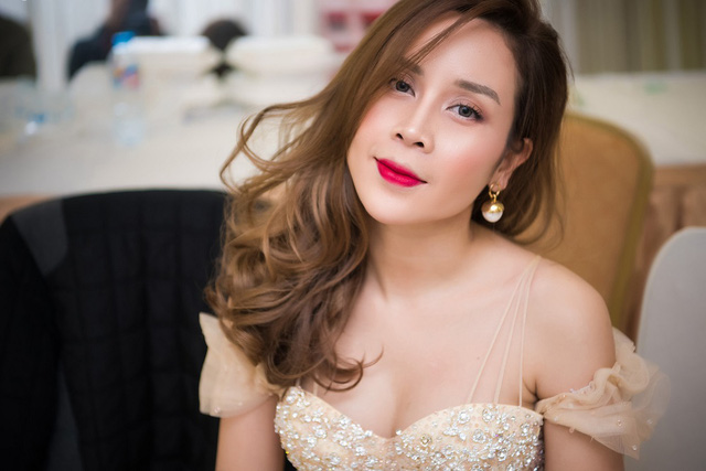 Cận cảnh nhan sắc ca sĩ Lưu Hương Giang sau phẫu thuật thẩm mỹ