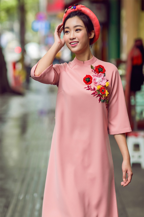 Mỹ Linh, Thanh T&uacute; dịu d&agrave;ng trong bộ ảnh &aacute;o d&agrave;i ng&agrave;y Tết