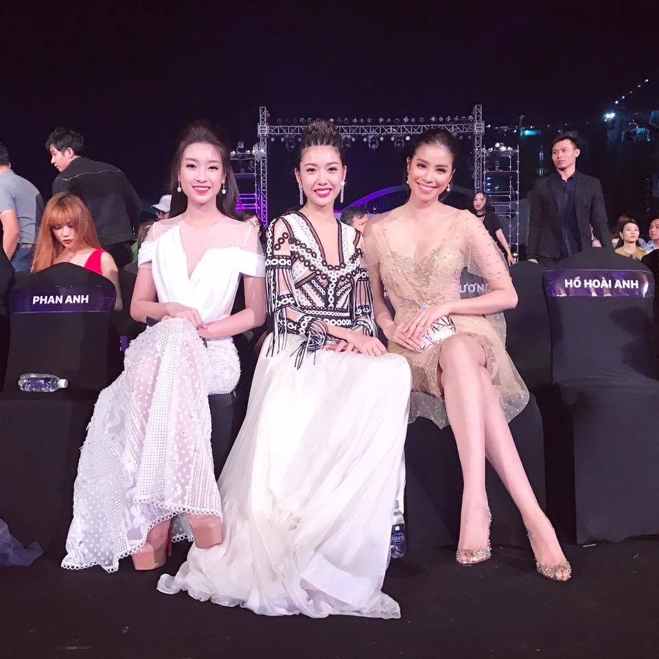 Phạm Hương đẹp tựa nữ thần tr&ecirc;n thảm đỏ Zing Music Award 2016