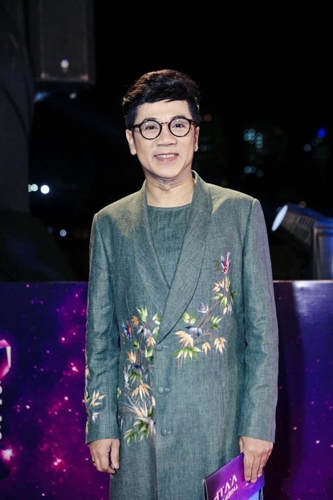 Phạm Hương đẹp tựa nữ thần tr&ecirc;n thảm đỏ Zing Music Award 2016