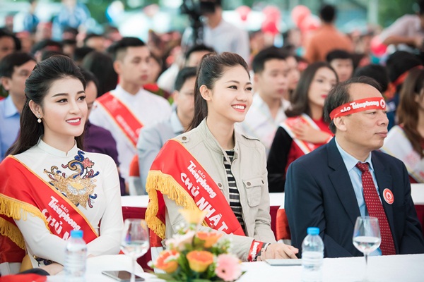 &Aacute; hậu Huyền My rạng rỡ dự ng&agrave;y hội hiến m&aacute;u sau loạt scandal &lsquo;tai bay vạ gi&oacute;&rsquo;