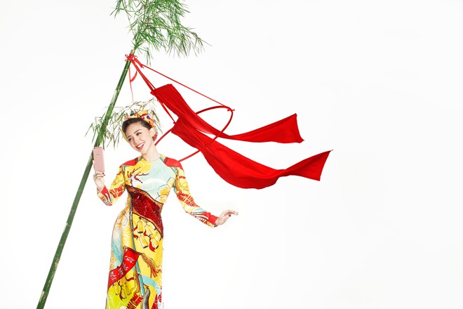 Sao Việt: Sơn Tùng M-TP, Noo Phước Thịnh, Chi Pu rạng rỡ trong bộ ảnh áo dài đón Tết