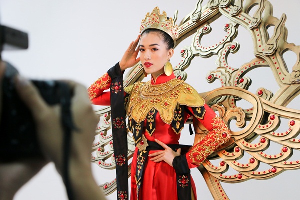 Hé lộ quốc phục của Lệ Hằng tại Miss Universe 2016 Hé lộ quốc phục của Lệ Hằng tại Miss Universe 2016