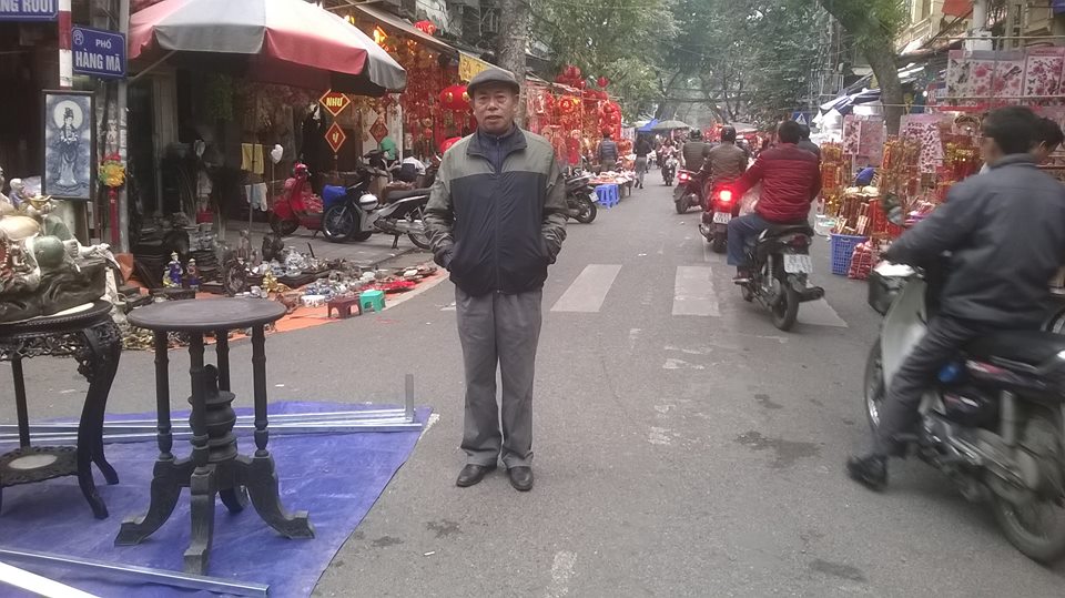 pho-hang-ma-ruc-ro-ngay-giap-Tet