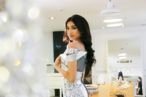 Tiết lộ những h&igrave;nh ảnh đầu ti&ecirc;n về trang phục dạ hội của Lệ Hằng tại Miss Universe 2016 