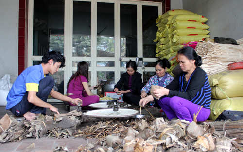 lang-banh-gai-lon-nhat-xu-thanh-vao-dip-can-tet