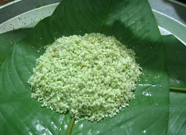 B&iacute; quyết luộc b&aacute;nh chưng xanh v&agrave; ngon