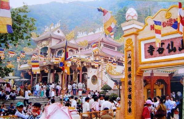 le-hoi-xuan-o-nam-trung-bo