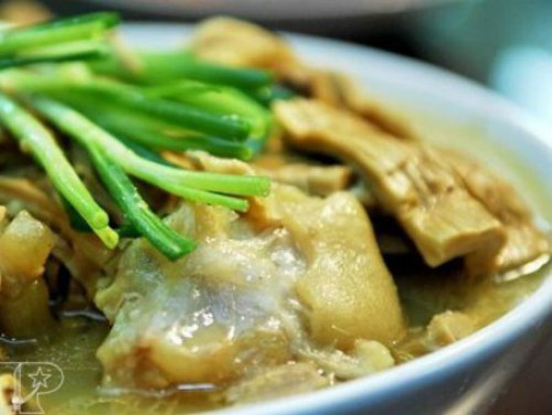 Gợi &yacute; m&acirc;m cỗ c&uacute;ng ng&agrave;y m&ugrave;ng 1 Tết