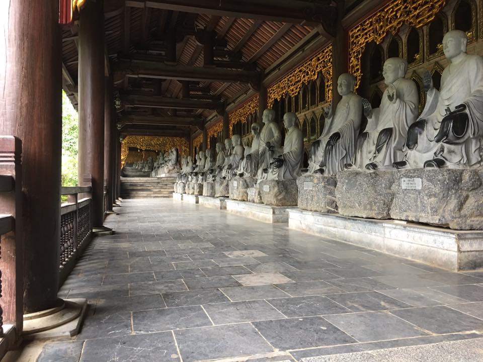 du-xuan-bai-dinh-trang-an