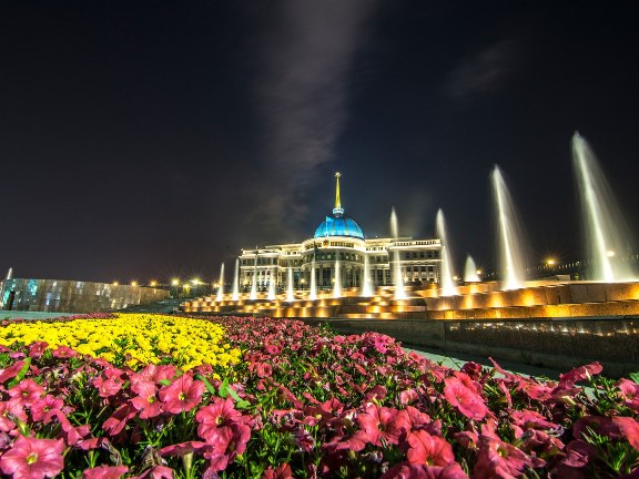 Phủ Chủ tịch ở H&agrave; Nội lọt top 13 dinh thự đẹp nhất thế giới