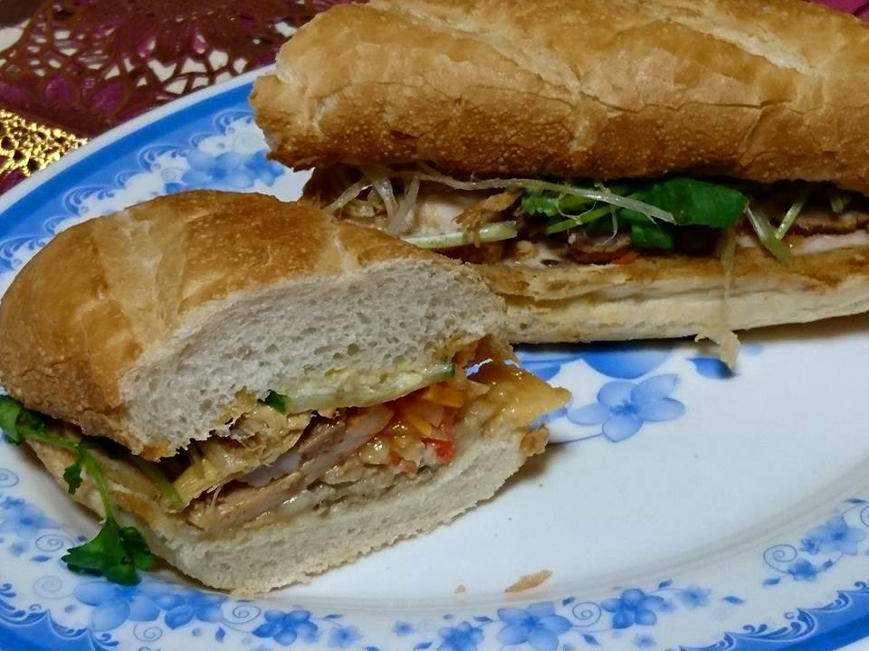 Hai ch&agrave;ng trai Việt khởi nghiệp tại Nhật Bản với m&oacute;n b&aacute;nh m&igrave; truyền thống