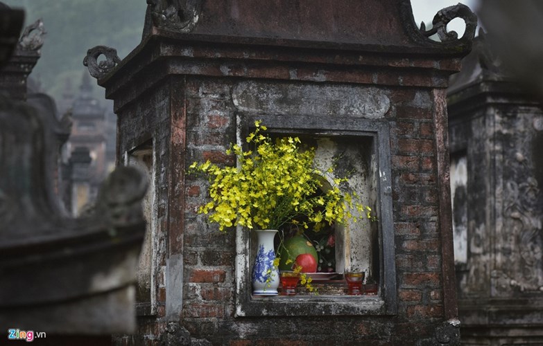 Kh&aacute;m ph&aacute; ng&ocirc;i ch&ugrave;a c&oacute; vườn th&aacute;p lớn nhất Việt Nam