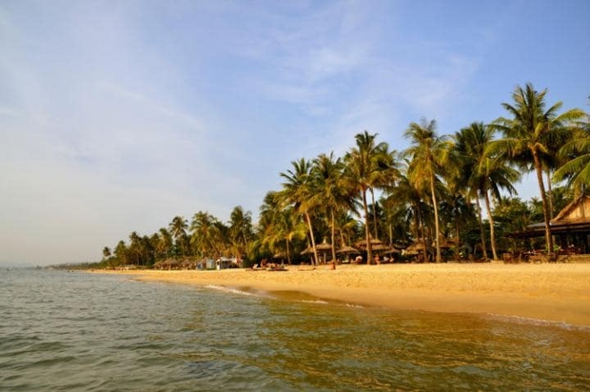 Việt Nam sở hữu hai b&atilde;i biển đẹp nhất ch&acirc;u &Aacute;