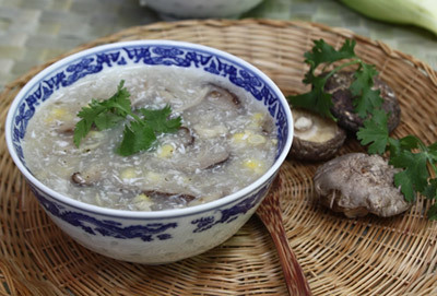 M&oacute;n ngon mỗi ng&agrave;y: C&aacute;ch l&agrave;m s&uacute;p g&agrave; ngon đ&uacute;ng vị