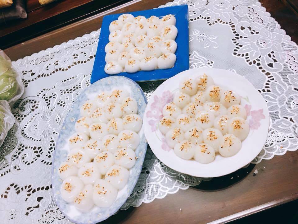 Tết H&agrave;n thực: C&aacute;ch l&agrave;m b&aacute;nh tr&ocirc;i truyền thống đượm hương hoa
