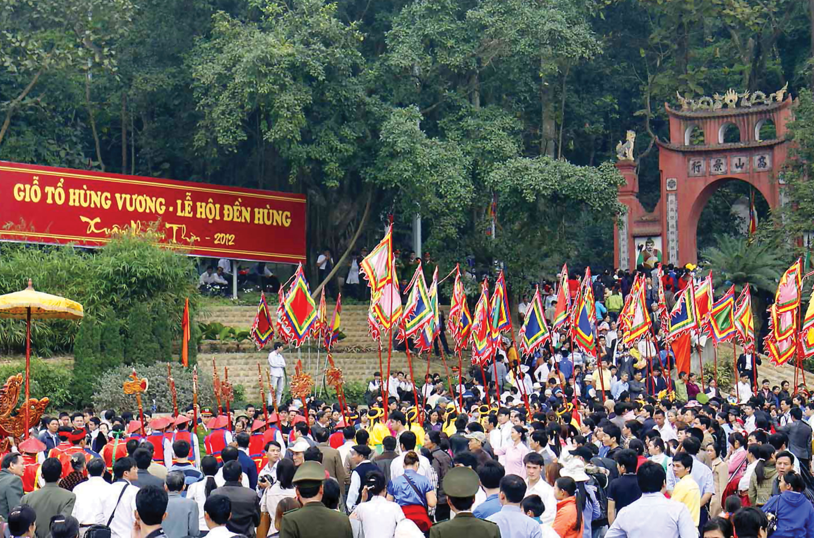Giỗ Tổ H&ugrave;ng Vương m&ugrave;ng 10/3 &acirc;m lịch hằng năm được nhiều người d&acirc;n Việt mong đợi v&igrave; đ&acirc;y l&agrave; ng&agrave;y để nh&acirc;n d&acirc;n ta thể hiện l&ograve;ng 13Win22 com đăng ký nhà cái, th&agrave;nh k&iacute;nh với nguồn cội.