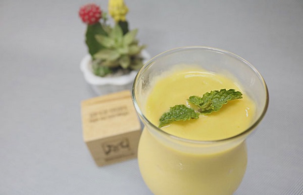 C&aacute;ch l&agrave;m sữa chua xo&agrave;i ngon