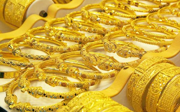 Gi&aacute; v&agrave;ng h&ocirc;m nay đảo chiều giảm mạnh