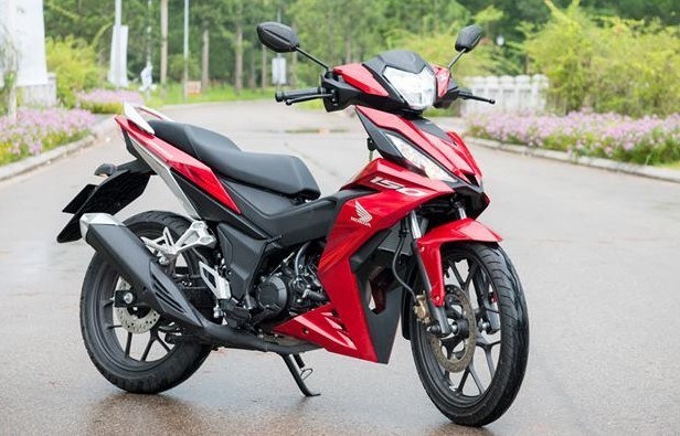 Doanh số của Honda Winner 150 vẫn thấp hơn kh&aacute; nhiều nhưng đ&atilde; phần n&agrave;o g&acirc;y sức &eacute;p l&ecirc;n Exciter 150. Ảnh: Zing.vn