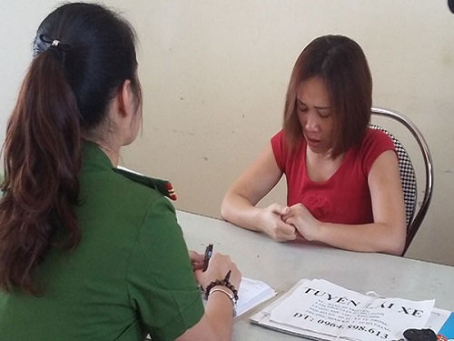 Thay t&ecirc;n đổi họ, đi khắp nơi lừa đảo