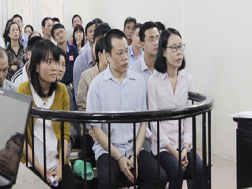Ho&atilde;n phi&ecirc;n t&ograve;a x&eacute;t xử chủ tịch HĐQT Vina Megastar v&agrave; đồng bọn lừa đảo gần 30 tỷ
