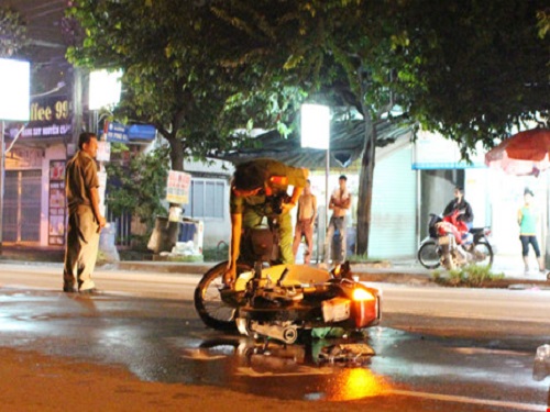 Tai nạn giao th&ocirc;ng nghi&ecirc;m trọng nhất ng&agrave;y 10/10: Lật xe kh&aacute;ch, hơn 20 người nhập viện