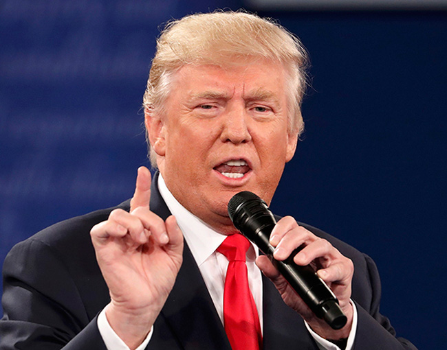 Ứng cử vi&ecirc;n đảng Cộng h&ograve;a Donald Trump quyết kh&ocirc;ng r&uacute;t khỏi cuộc đua v&agrave;o Nh&agrave; Trắng