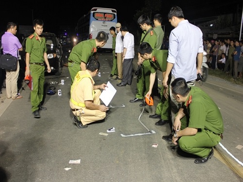 Tai nạn giao th&ocirc;ng nghi&ecirc;m trọng nhất ng&agrave;y 15/10: Nữ sinh lớp 8 bị xe bu&yacute;t c&aacute;n n&aacute;t tay