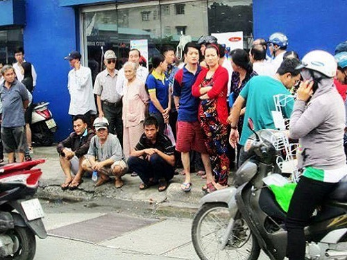 Tai nạn giao th&ocirc;ng nghi&ecirc;m trọng ng&agrave;y 19/10: Xe kh&aacute;ch n&aacute;t b&eacute;t đầu, 5 người thương vong