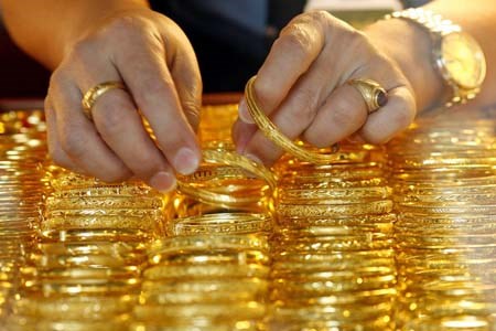 Gi&aacute; v&agrave;ng h&ocirc;m nay 1/11: Gi&aacute; v&agrave;ng tăng trước bất ổn từ ch&iacute;nh trị Mỹ